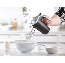 Load image into Gallery viewer, Brentwood Heavy Duty Essential 5-Speed Hand Mixer