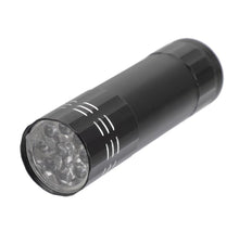 Load image into Gallery viewer, 2000 Lumen Tactical Zooming Flashlight Set