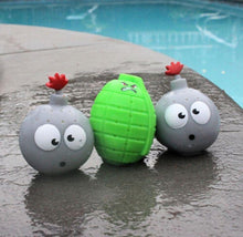 Load image into Gallery viewer, Aqua Splash Drenchers Splashin&#39; Bombs or Splashin&#39; Fish
