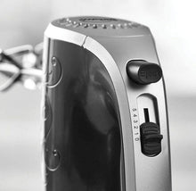 Load image into Gallery viewer, Brentwood Heavy Duty Essential 5-Speed Hand Mixer
