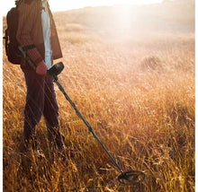 Load image into Gallery viewer, Back-lit LCD Metal Detector with Search Coil &amp; Headphone Bag
