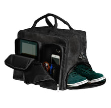 Load image into Gallery viewer, Earth Cork Braga 20-inch Travel Bag
